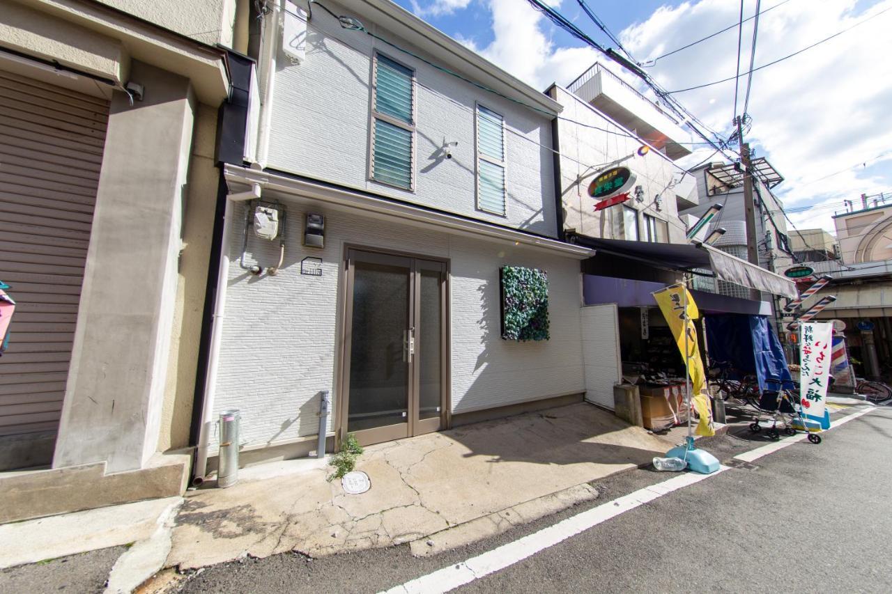 Oyado Gorilla Annex Apartment Osaka Exterior photo